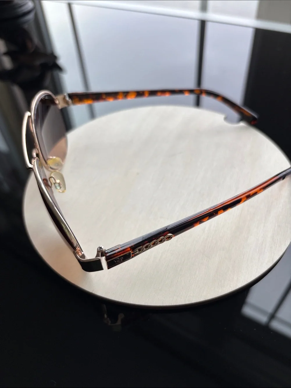 Jessica Simpson Gold Rim Tortoise Shell frame Rose-Tinted Women's Sunglasses